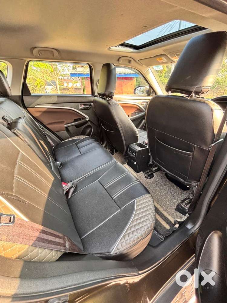 Maruti Suzuki Brezza 1.5 Zxi Smart Hybrid Dual Tone, 2023, Petrol