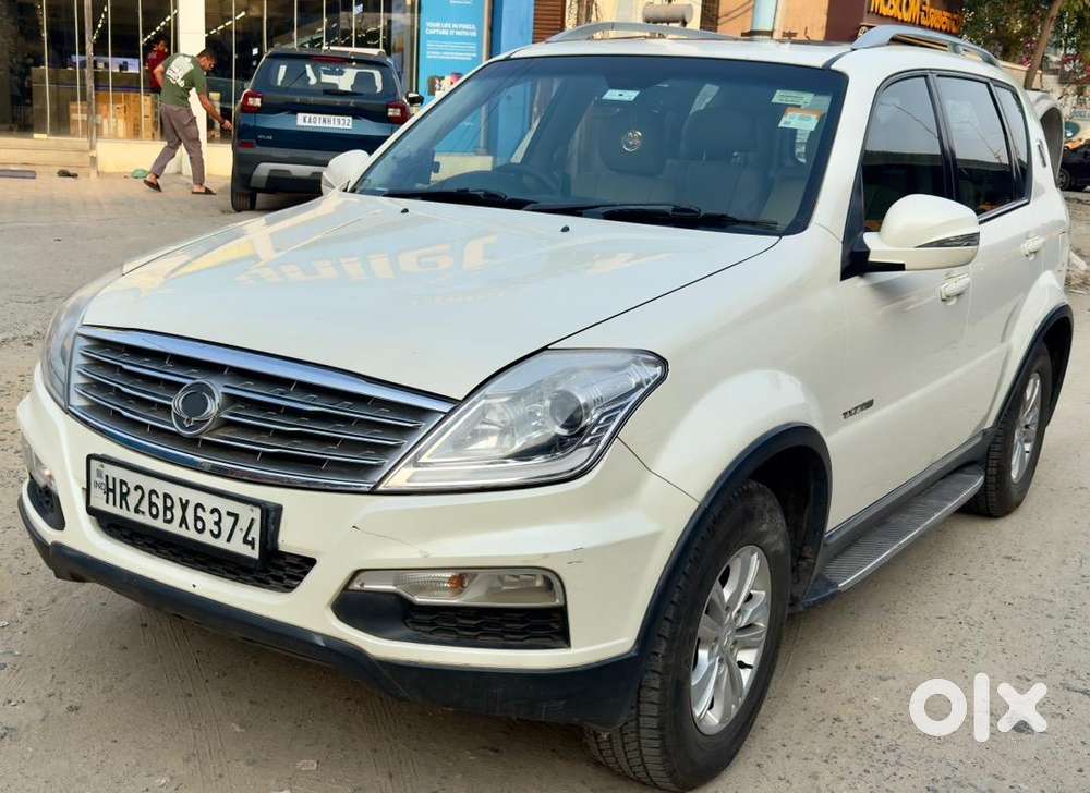 Mahindra Diesel Car 2013 7 Seater Automatic