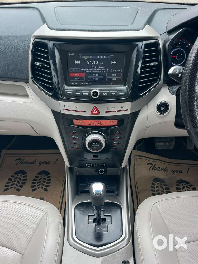 Mahindra Xuv300 W8 (o) 1.5 Diesel Amt, 2022, Diesel