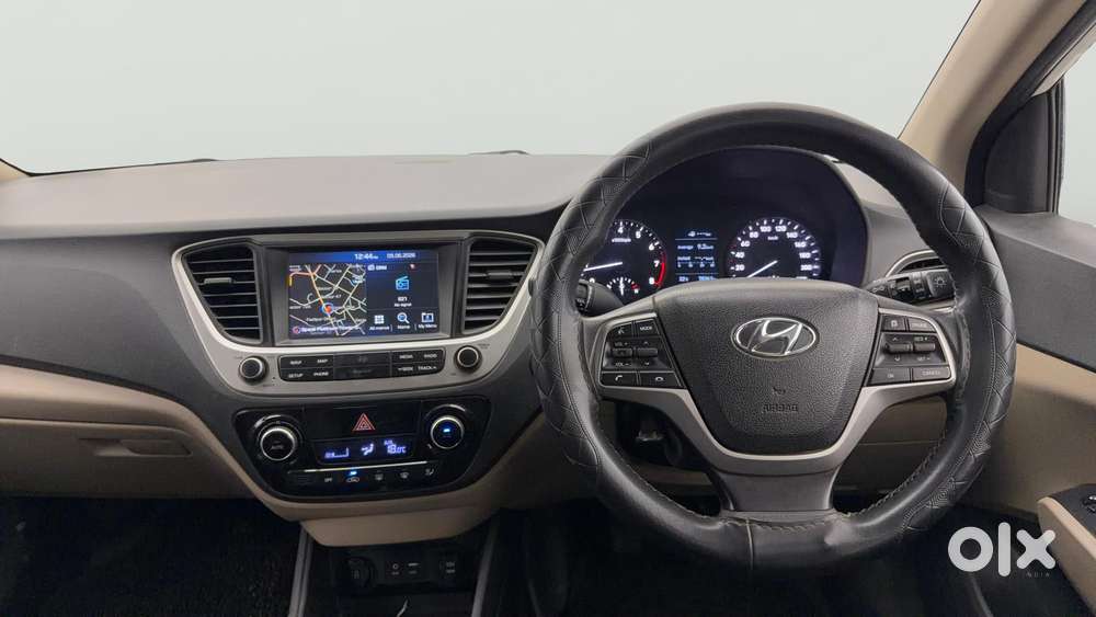 Hyundai Verna 1.6 Vtvt Sx, 2019, Petrol