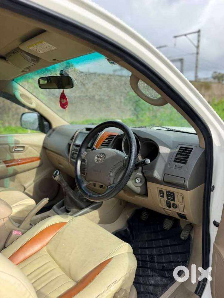 Toyota Fortuner 3.0 4x4 Manual, 2010, Diesel