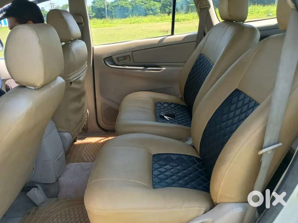 Toyota Innova 2.5 G 2011