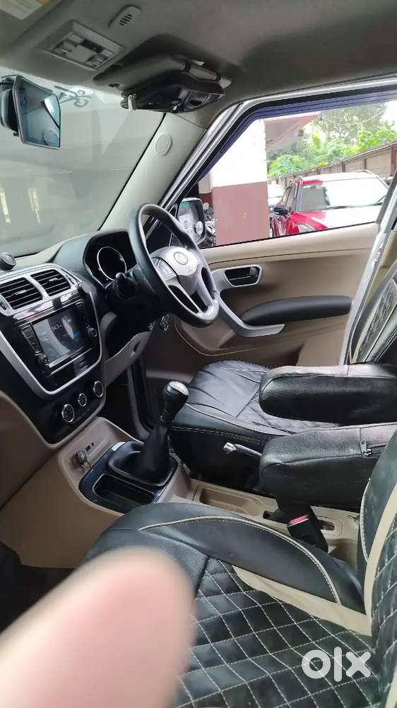 Mahindra Tuv 300 2018 Diesel Good Condition