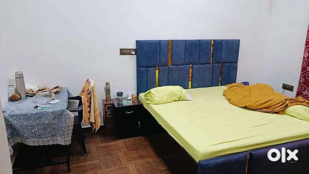 1BHK WELL MAINTAINED HOUSE.