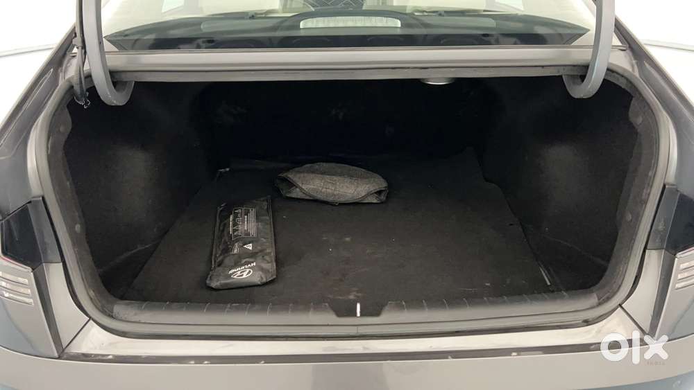Hyundai Verna 1.5 Sx (o) Petrol Mt, 2023, Petrol