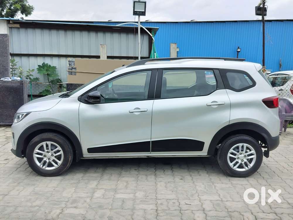 Renault Triber Rxt Easy-r Amt, 2024, Petrol