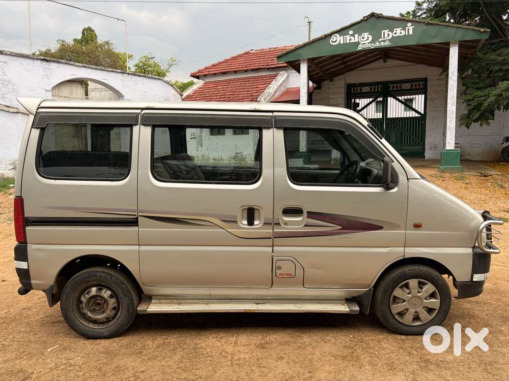 Maruti Suzuki Eeco 5 Str, 2010, Petrol