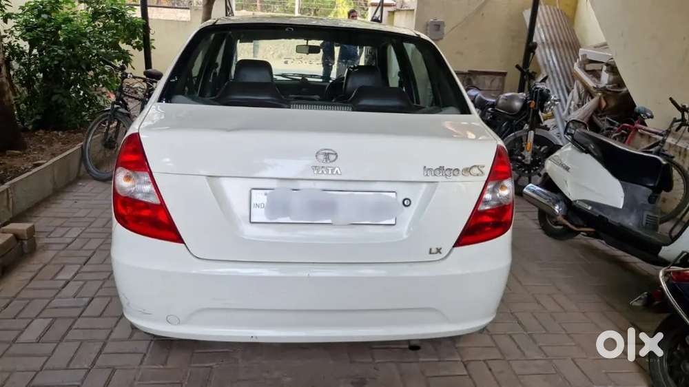 Well Showroom Maintained