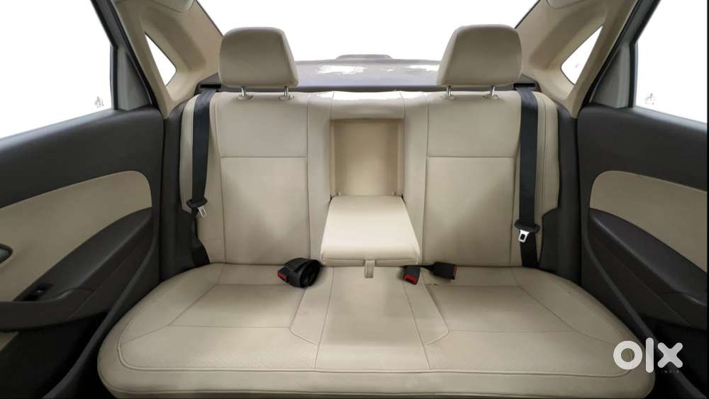 Volkswagen Vento 2010-2013 Petrol Highline, 2014, Petrol