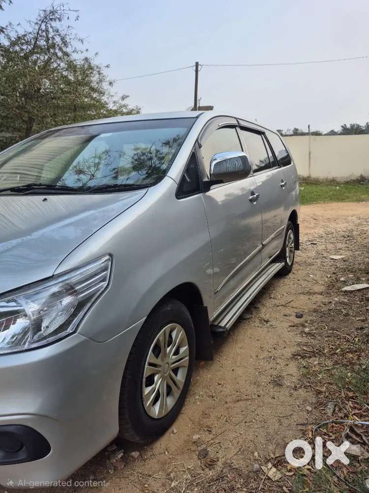 Toyota Innova T- Board 2.5 Gx 2011