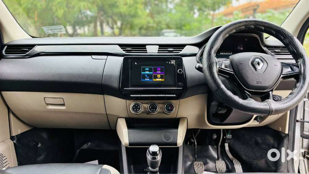 Renault Triber Rxt, 2023, Petrol