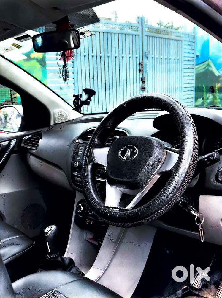 Tata Tiago 2018 Petrol 77000 Km Driven New Tire Insurance Done Goodcar
