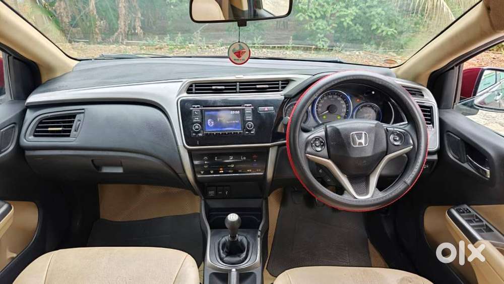 Honda City 1.5 V 5th Gen I-vtec Mt, 2016, Petrol