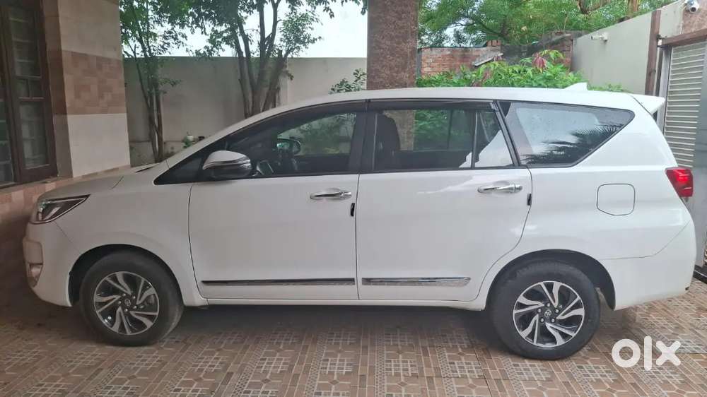 Toyota Innova Crysta Diesel Manual 2025