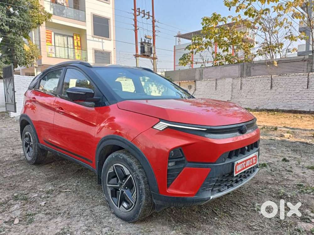 Tata Nexon, 2023, Petrol