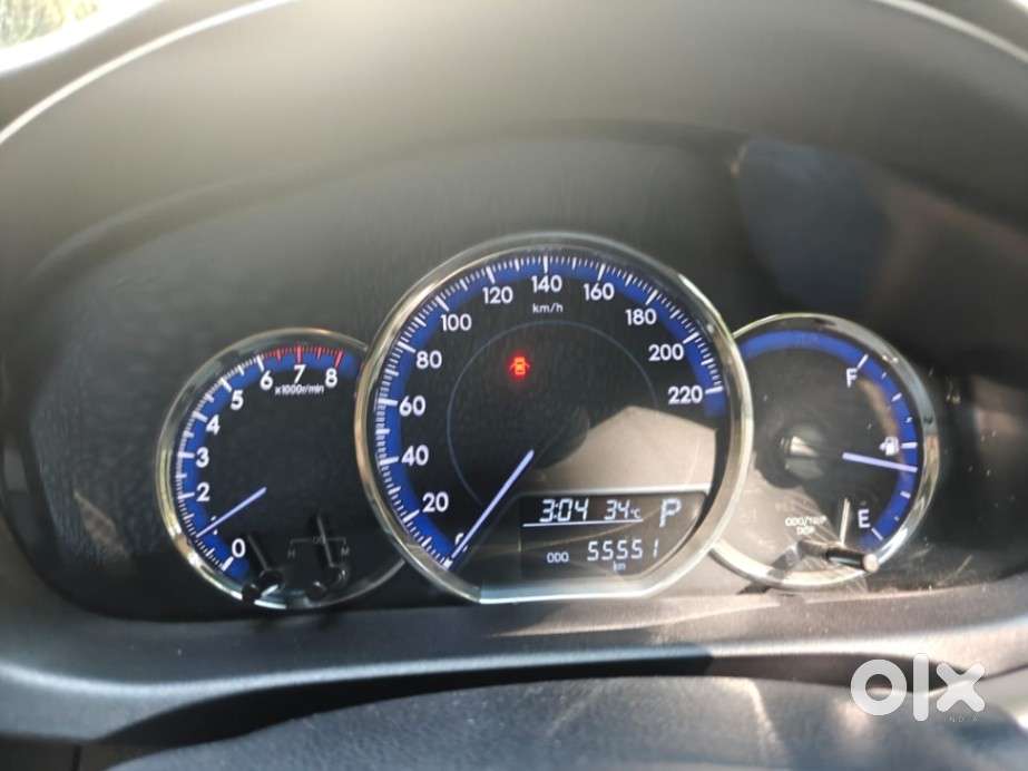 Toyota Yaris J Cvt, 2020, Petrol