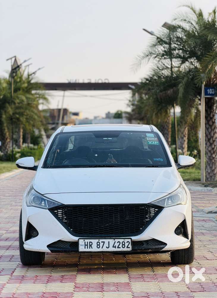 Hyundai Verna 1.5 Sx Diesel At, 2022, Diesel