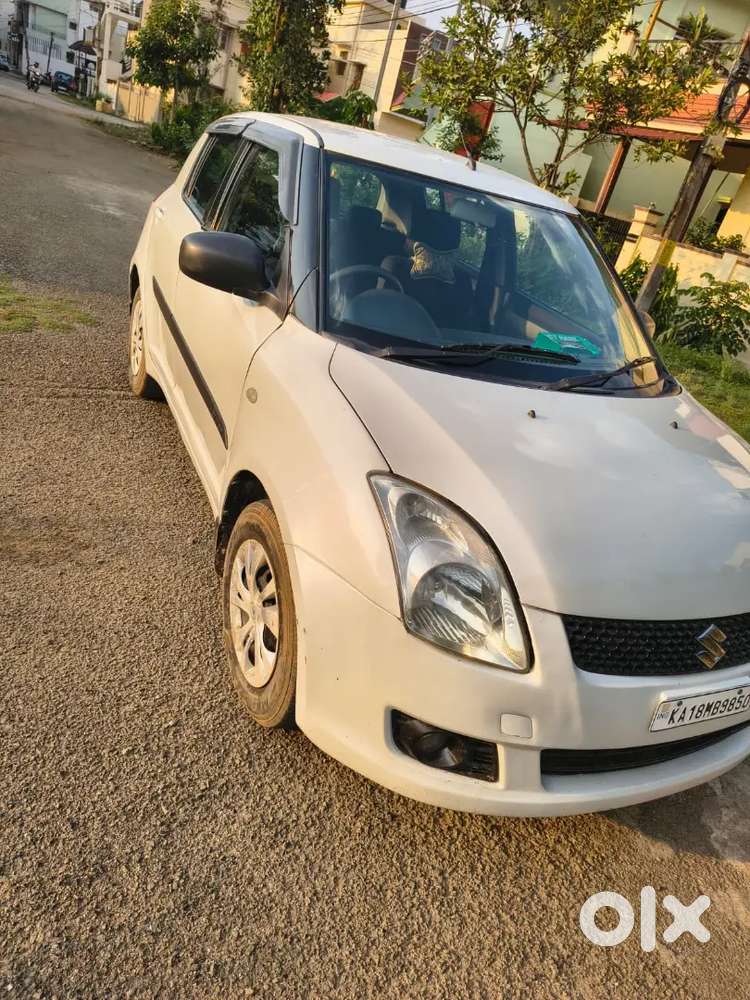 Maruti Suzuki Swift 2011 Petrol+cng
