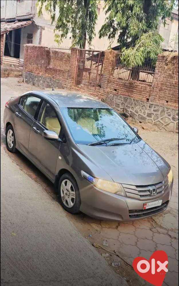 Honda City 1.5 V 2011