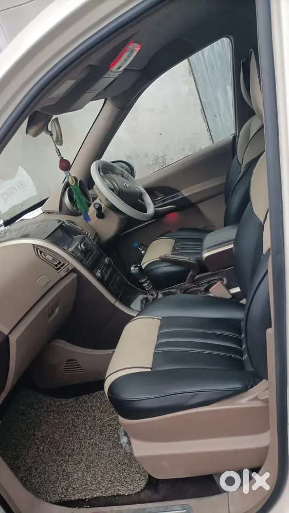 Mahindra Xuv500 2014 Diesel 132000 Km Driven