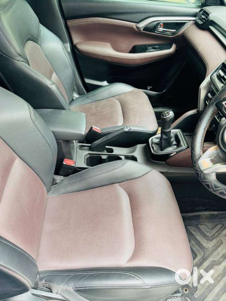 Maruti Suzuki Vitara Brezza G Smart Hybrid Alpha, 2022, Petrol