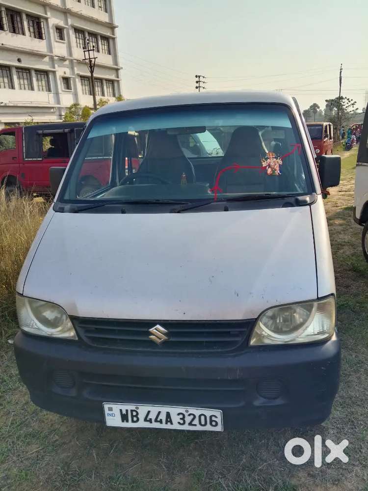 Maruti Suzuki Eeco 2011 Petrol 121000 Km Driven