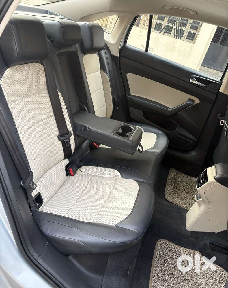 Skoda Slavia Style 1.0l Tsi At, 2022, Petrol