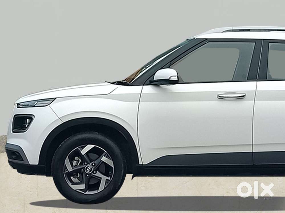 Hyundai Venue Sx+ At, 2021, Petrol