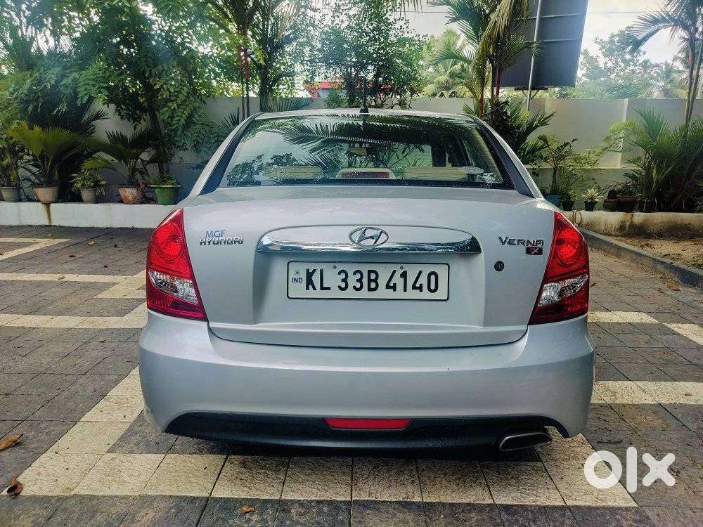 Hyundai Verna 1.5 Sx (o) Petrol Mt, 2010, Petrol