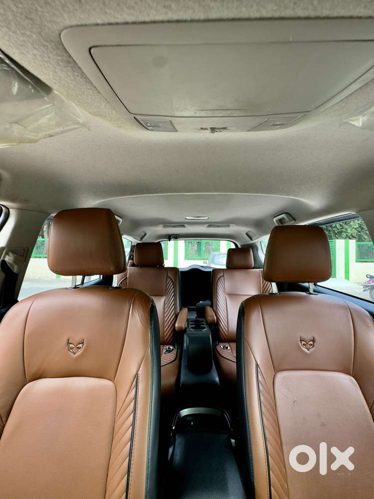 Toyota Innova Crysta [2020-ongoing] 2.7 Gx Mt 7 Str, 2023, Diesel