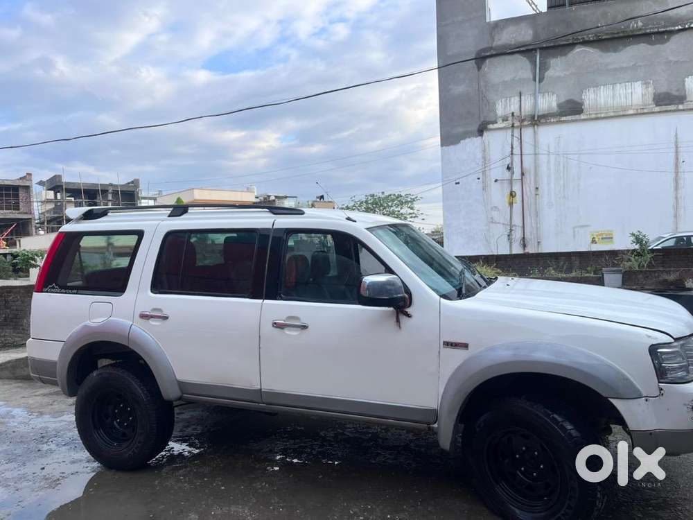 Ford Endeavour 2009 Diesel 100000 Km Driven