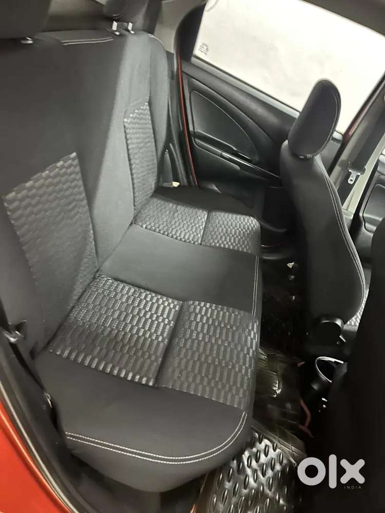 Toyota Etios Cross 2015