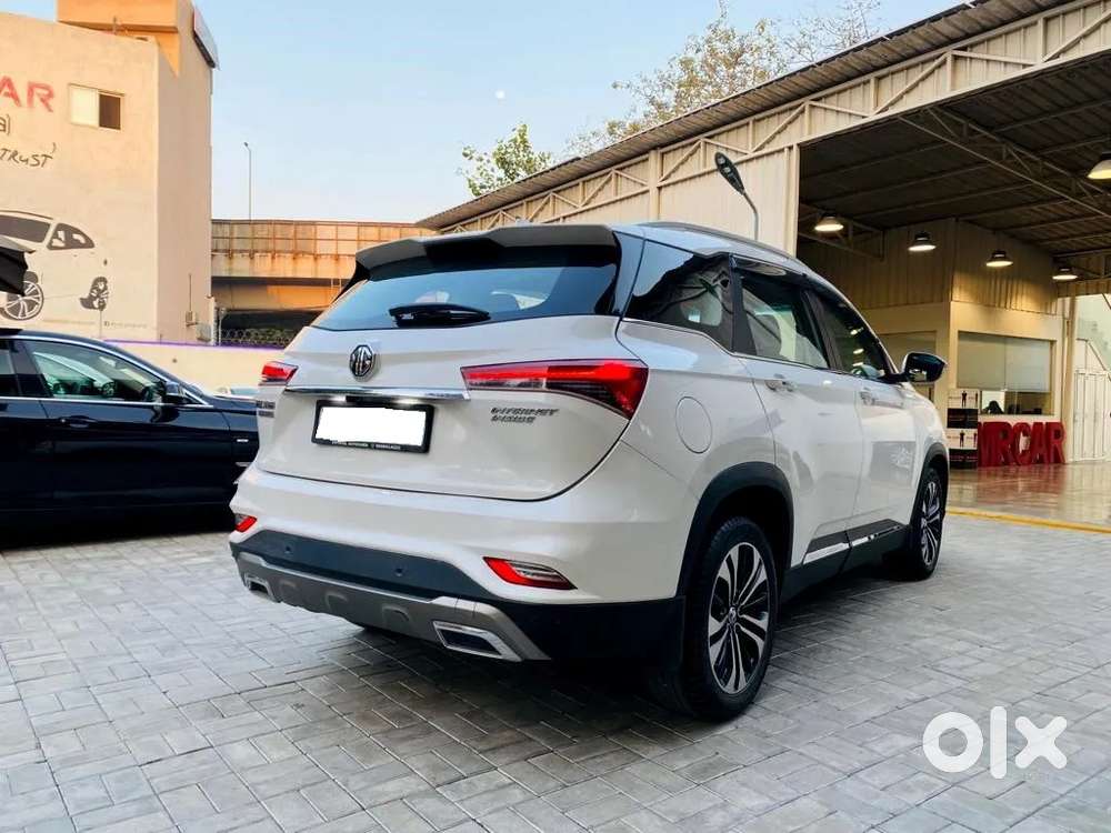 Mg Hector Plus 1.5 Sharp Turbo Cvt 6 Str, 2022, Petrol