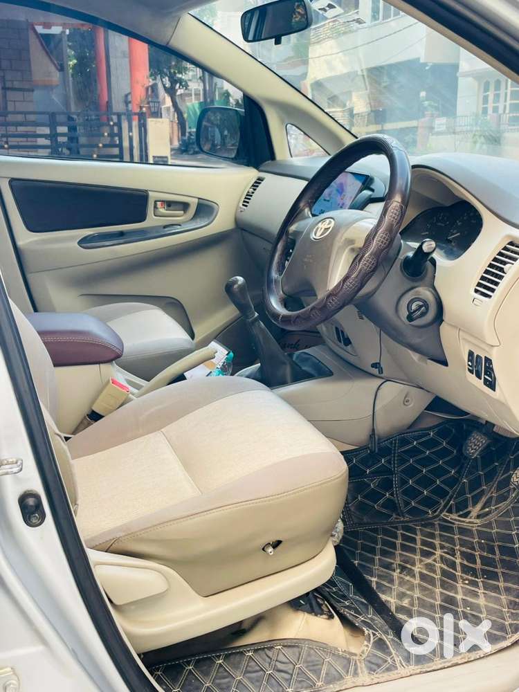 Toyota Innova 2.5 G (diesel) 7 Seater, 2013, Diesel