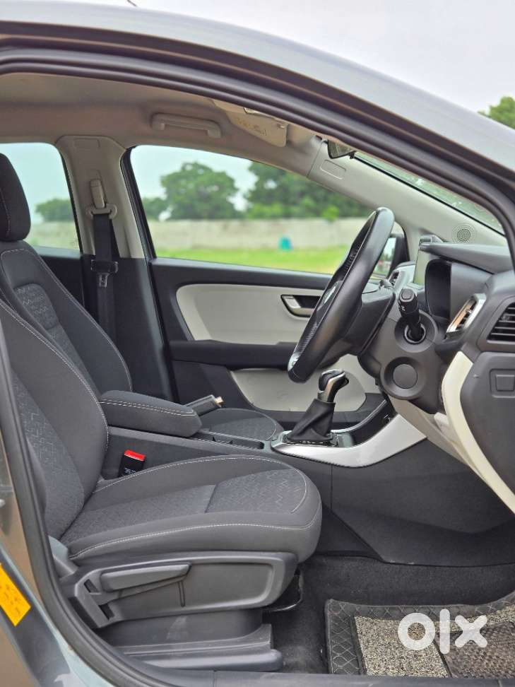Tata Altroz Xz, 2023, Petrol