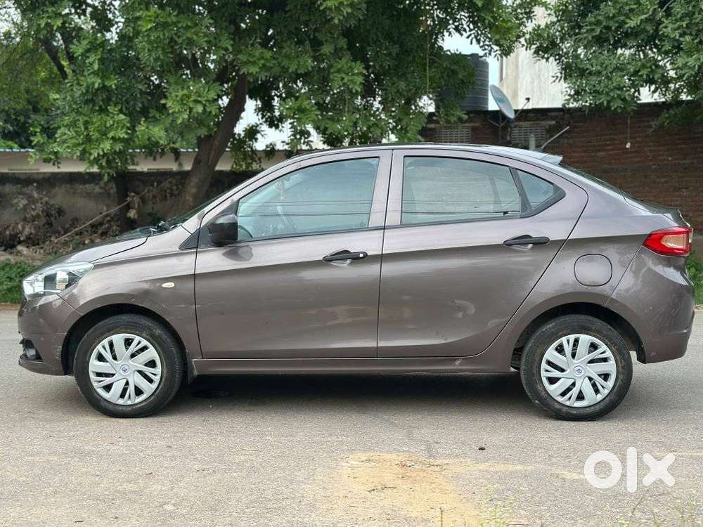 Tata Tigor, 2018, Petrol