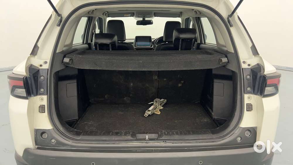 Maruti Suzuki Vitara Brezza 1.5 Zxi, 2023, Petrol