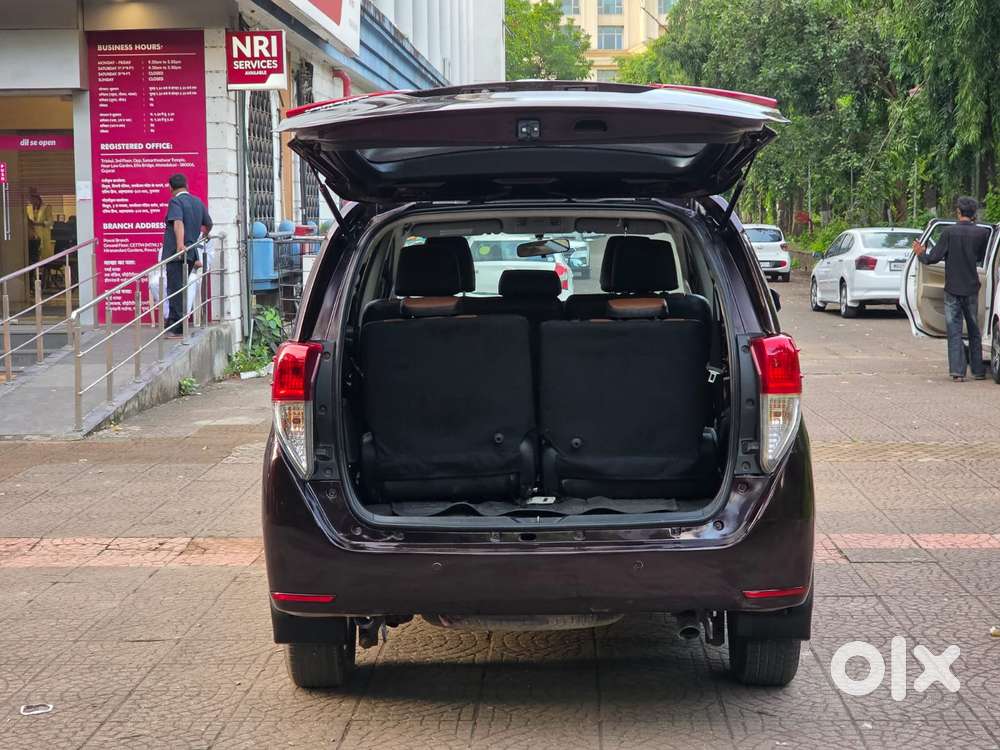 Toyota Innova Crysta 2.8 Gx At, 2016, Diesel
