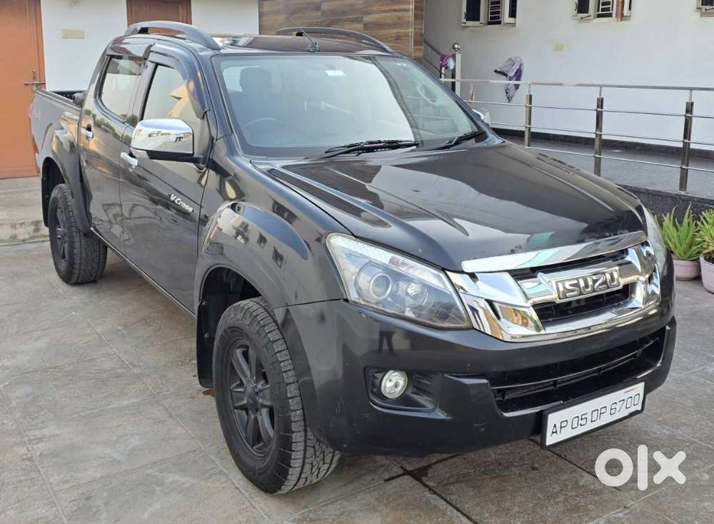 Isuzu V-cross Z 4x4 Mt, 2017, Diesel