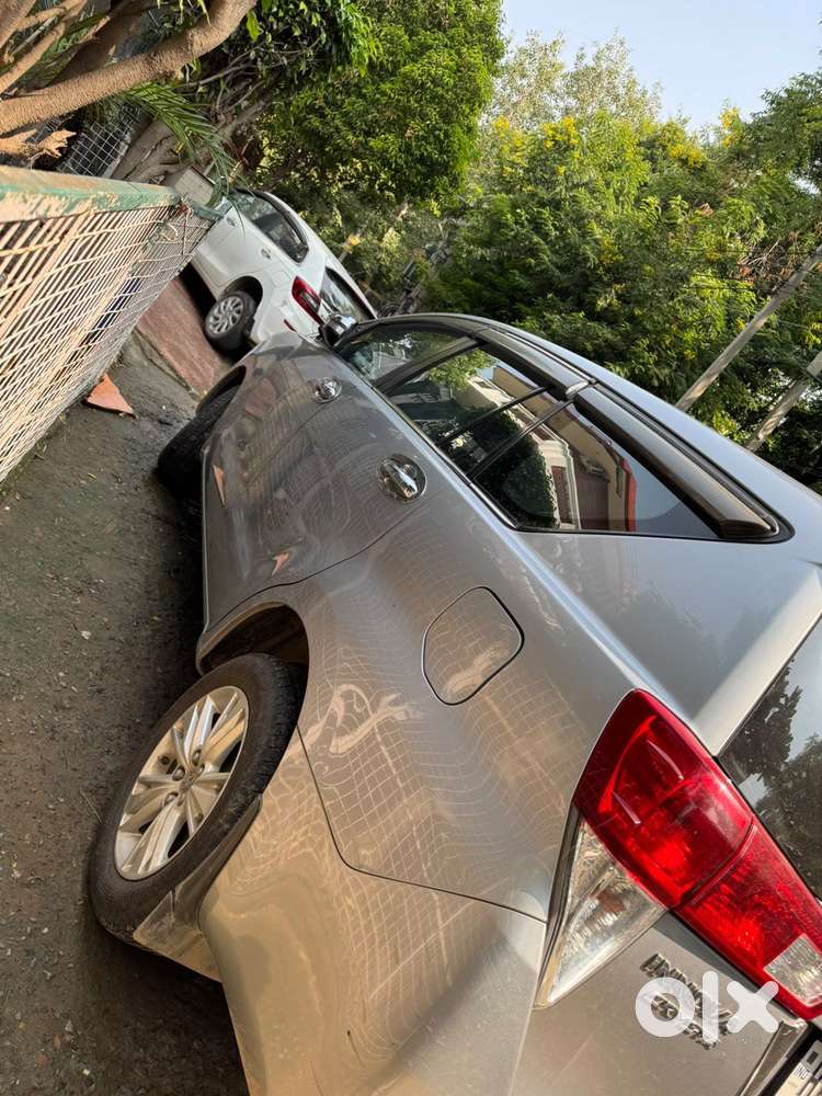 Toyota Innova Crysta 2.8z Automatic, 2017, Diesel
