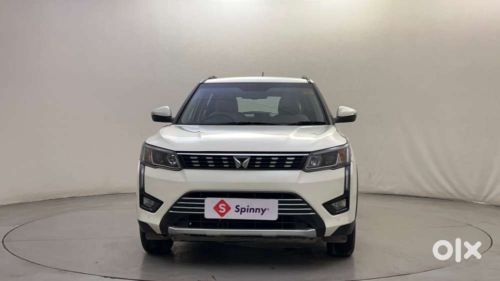 Mahindra Xuv300 W8 (o) 1.5 Diesel Amt, 2022, Diesel