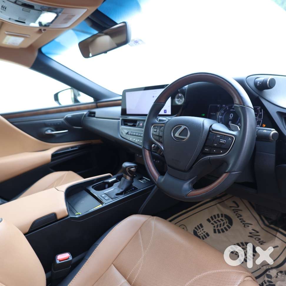 Lexus Es 300h Luxury, 2025, Petrol