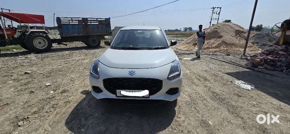 Maruti Suzuki Swift 2025 Petrol 27000 Km Driven