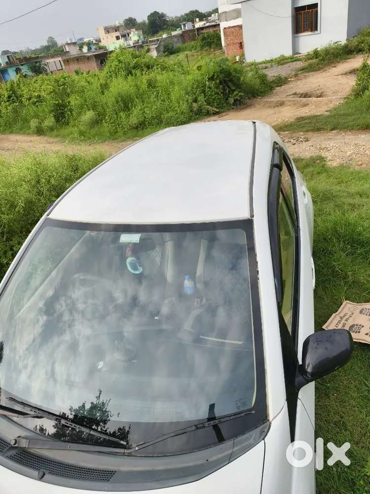 Well-maintained Honda Brio Petrol (manual) 2013,