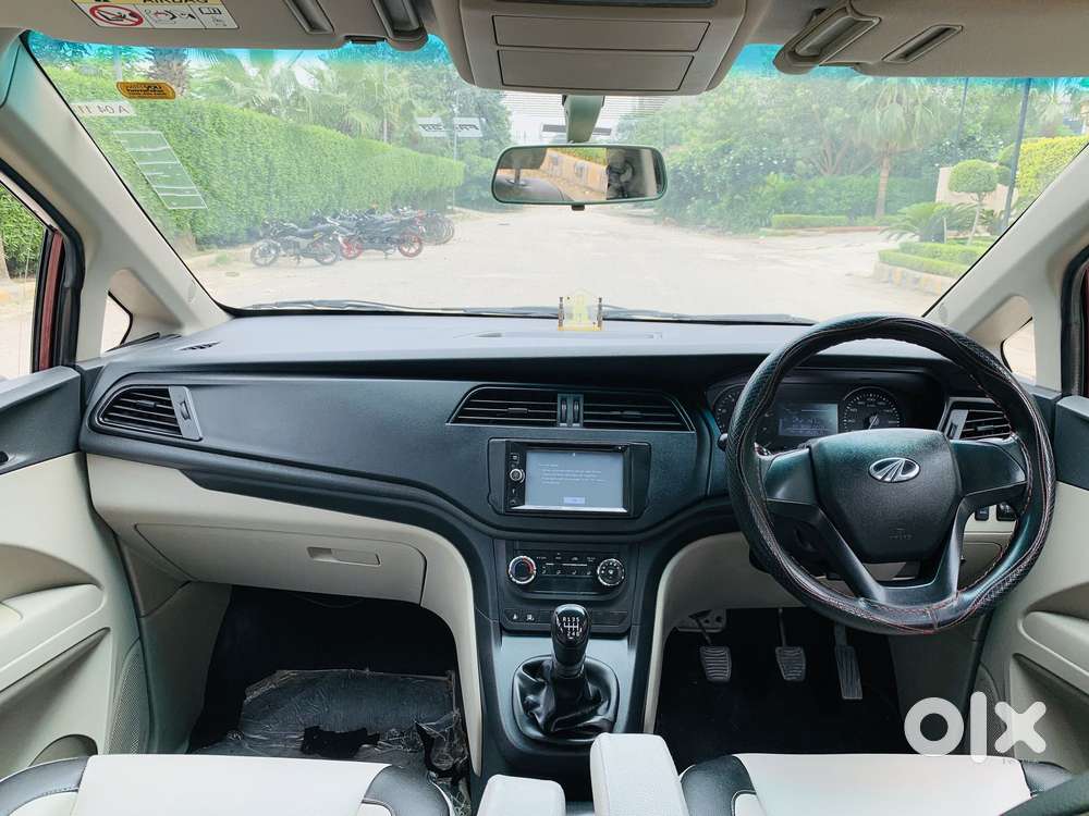 Mahindra Marazzo M2, 2018, Diesel