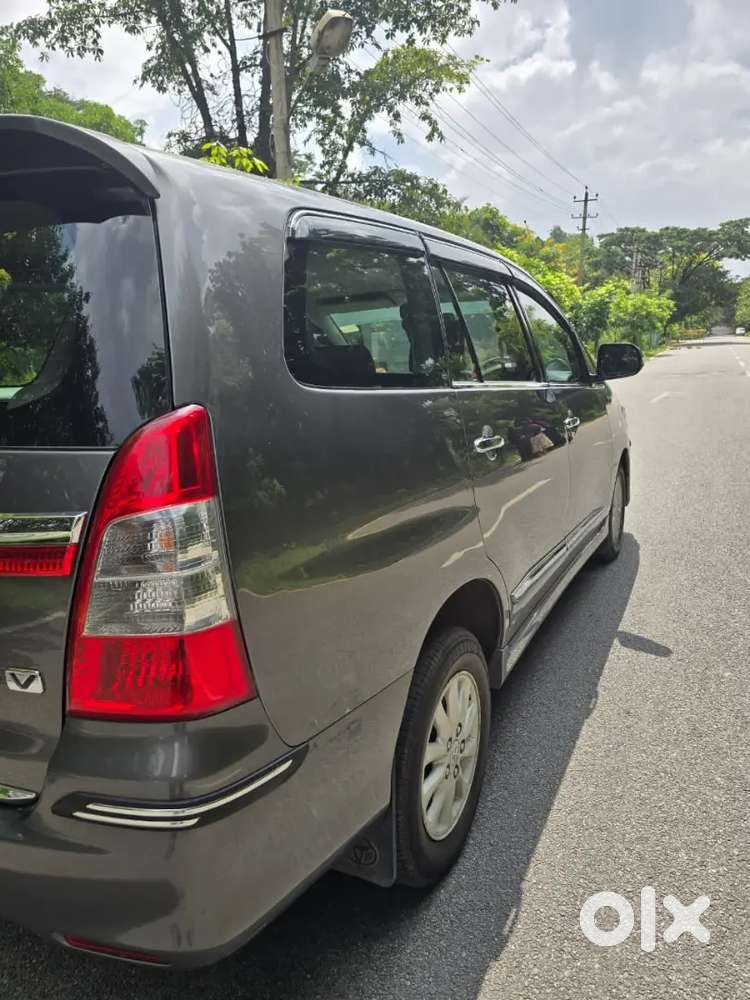 Toyota Innova 2014 Diesel 78000 Km Driven