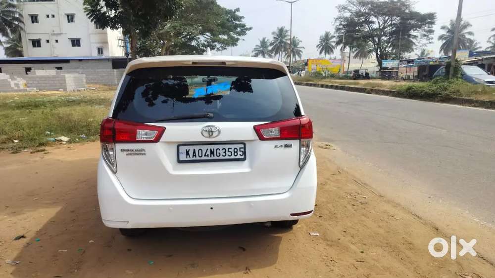 Toyota Innova Crysta 2017