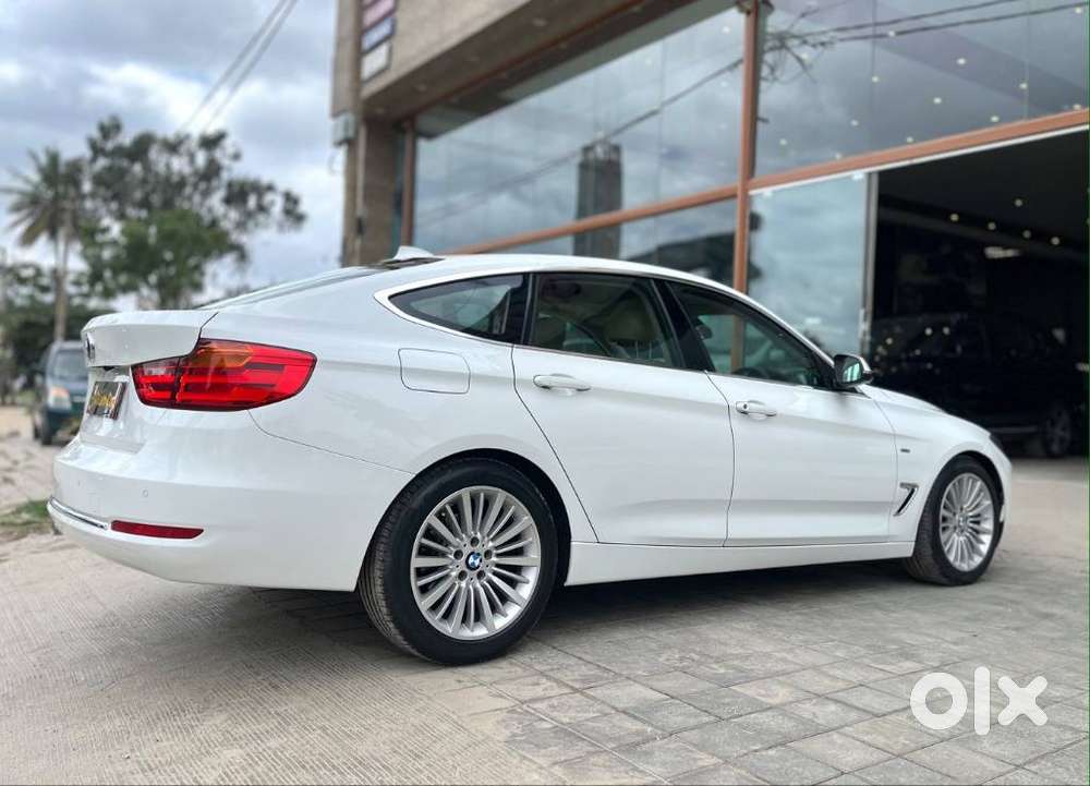Bmw 3 Series Gt 320d Luxury Line, 2015, Diesel