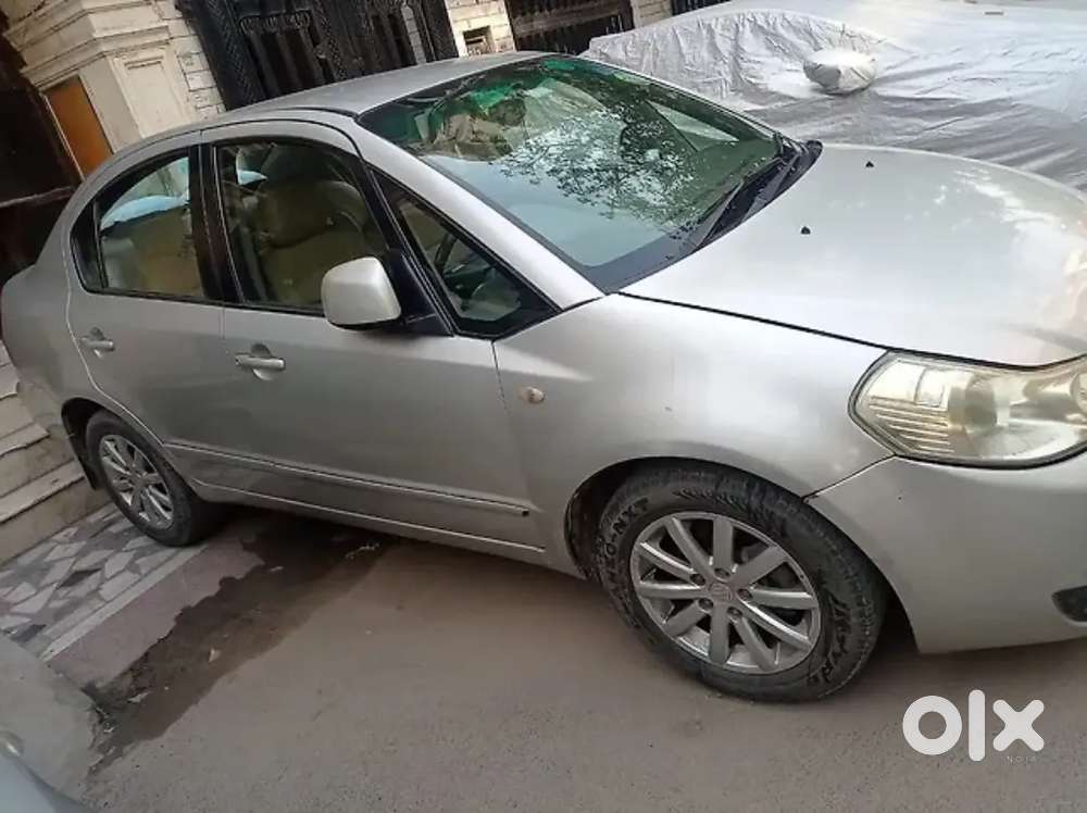 Maruti Suzuki Sx4 1.6 Vxi 2012