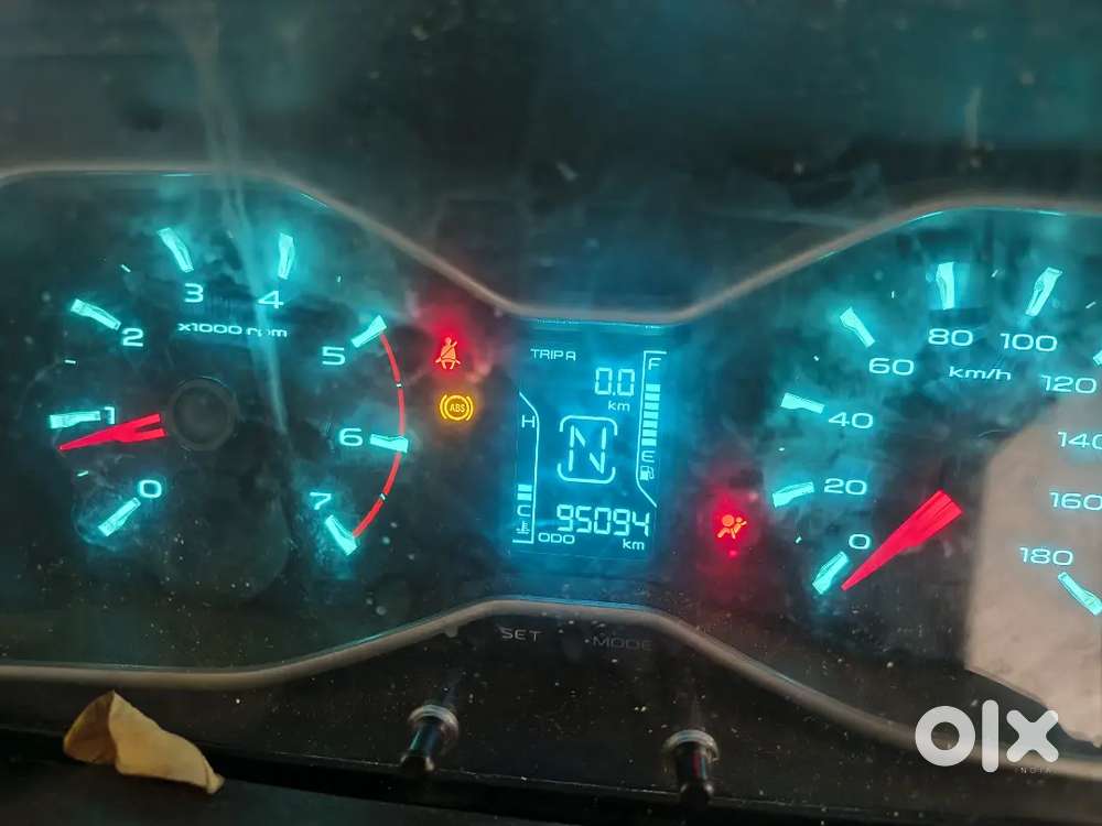 Mahindra Scorpio S10 Diesel 2015